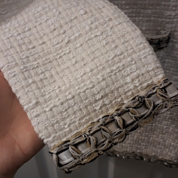 Cream dress with pockets - Picture 2 of 4